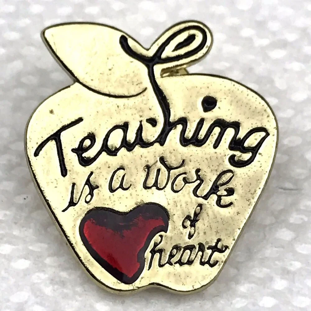 N/A vintage brooch
